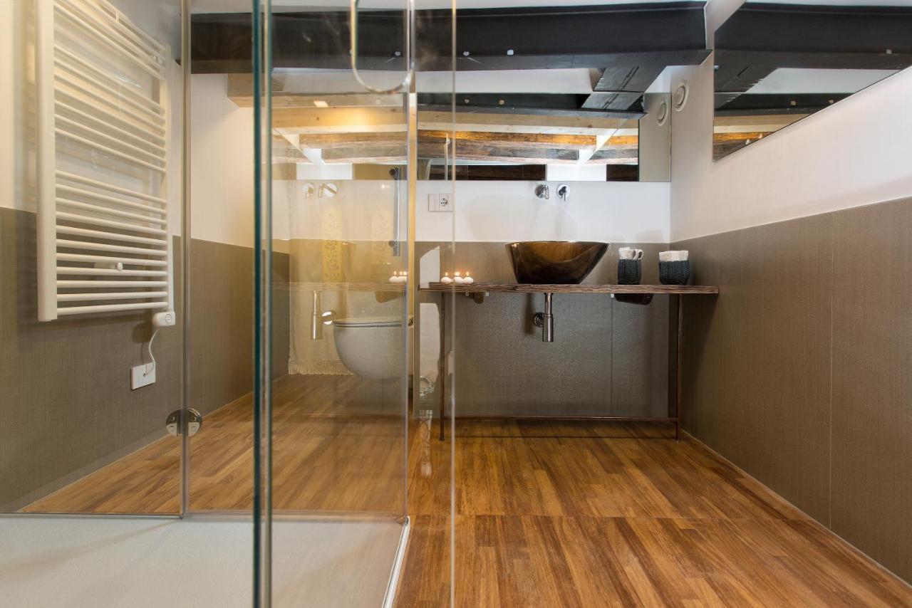 Italiahaus - Ca' Olivo Loft With Canal View In Rialto Venice Apartment Exterior foto
