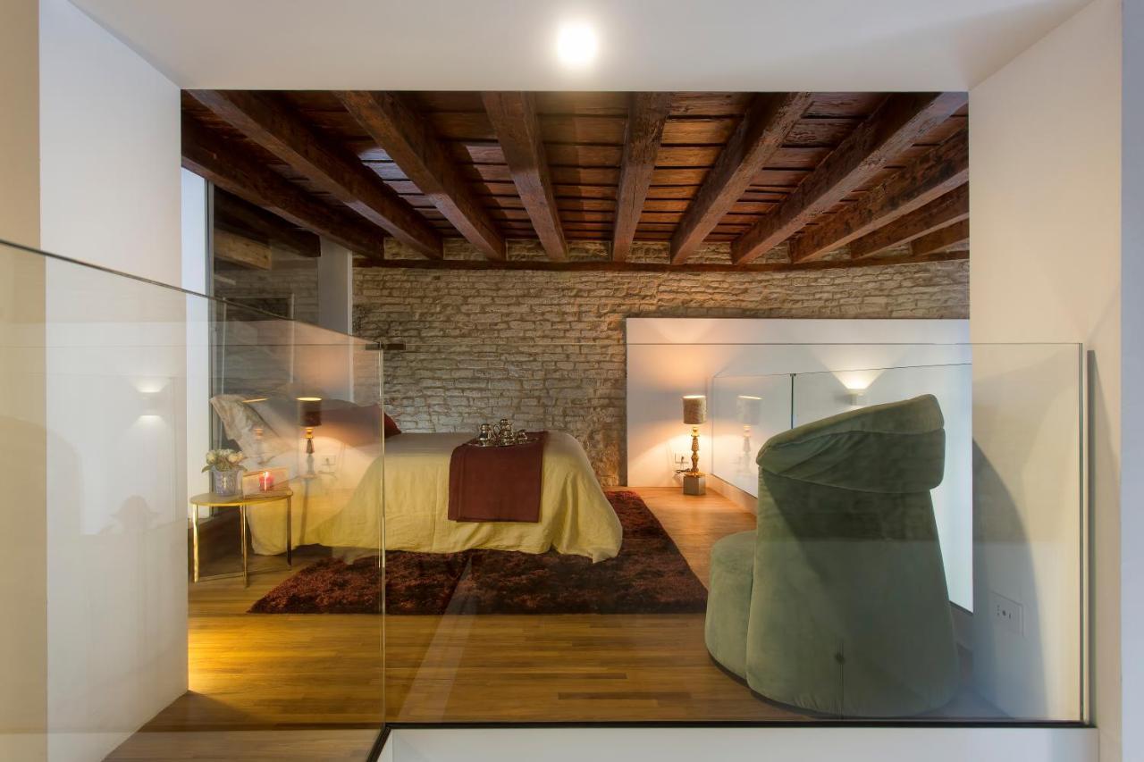 Italiahaus - Ca' Olivo Loft With Canal View In Rialto Venice Apartment Exterior foto
