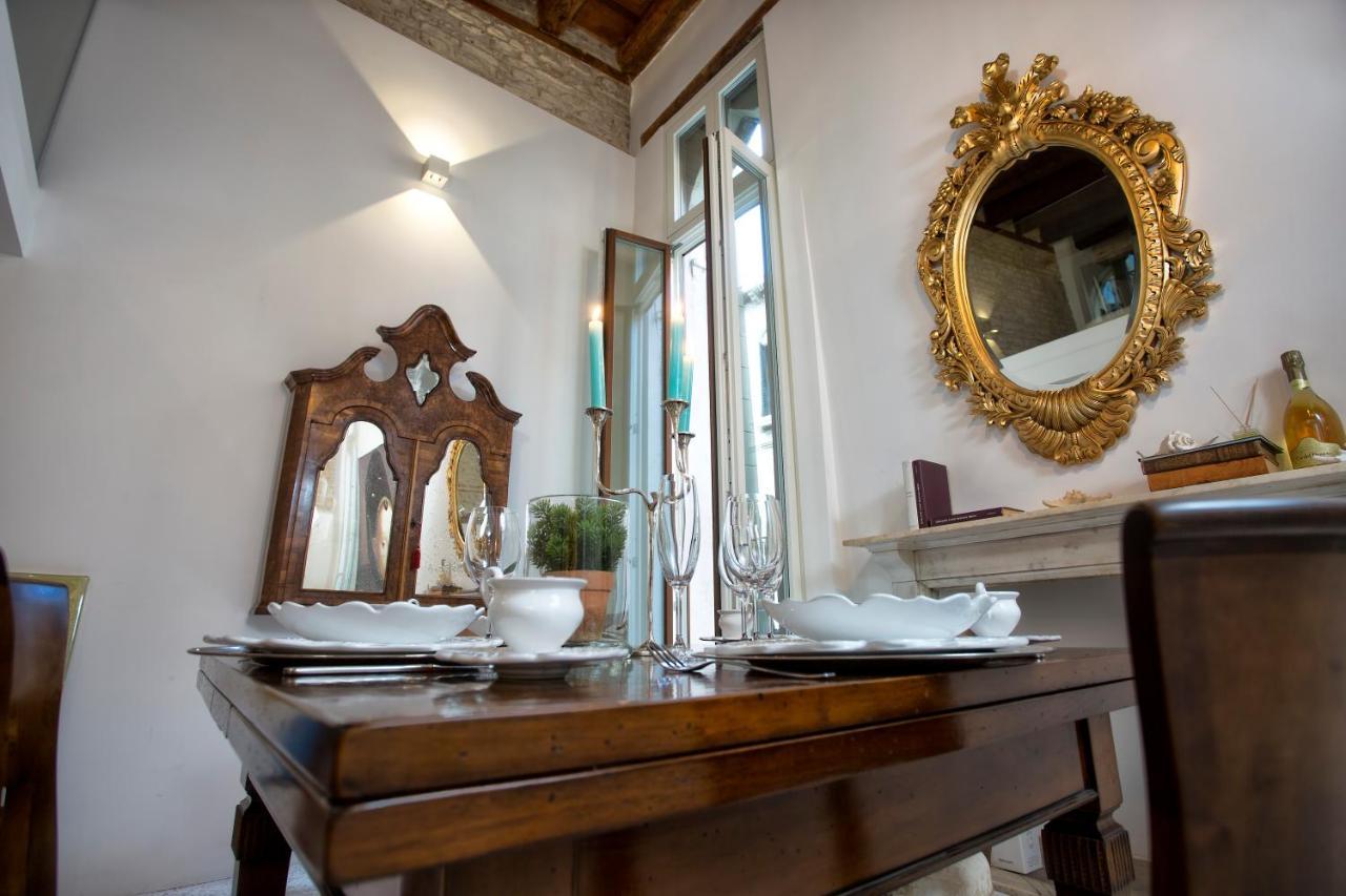 Italiahaus - Ca' Olivo Loft With Canal View In Rialto Venice Apartment Exterior foto